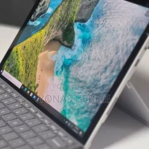 New Laptop Microsoft Surface 8GB Intel Pentium SSD 128GB