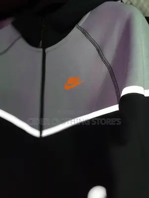 Nike Tech Fleece Reflective