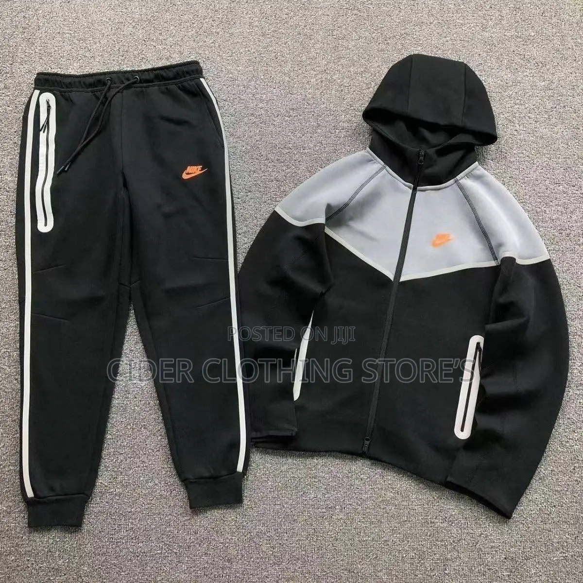 Nike Tech Fleece Reflective