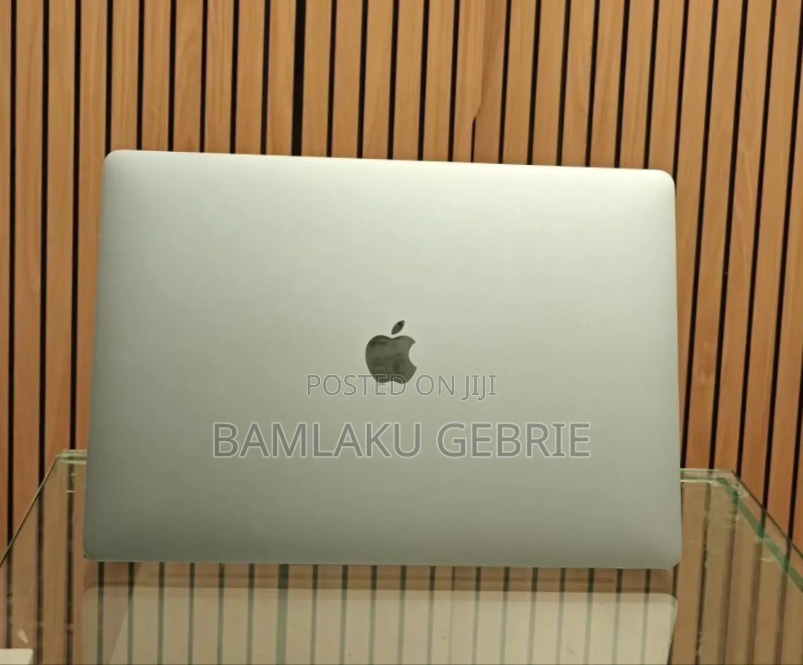 New Laptop Apple MacBook Pro 2019 16GB Intel Core I7 SSD 512GB