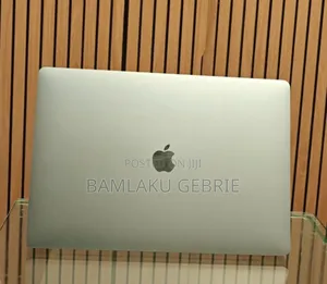 New Laptop Apple MacBook Pro 2019 16GB Intel Core I7 SSD 512GB