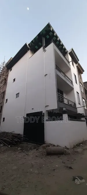 8bdrm House in Haile Garment, Nifas Silk-Lafto for sale