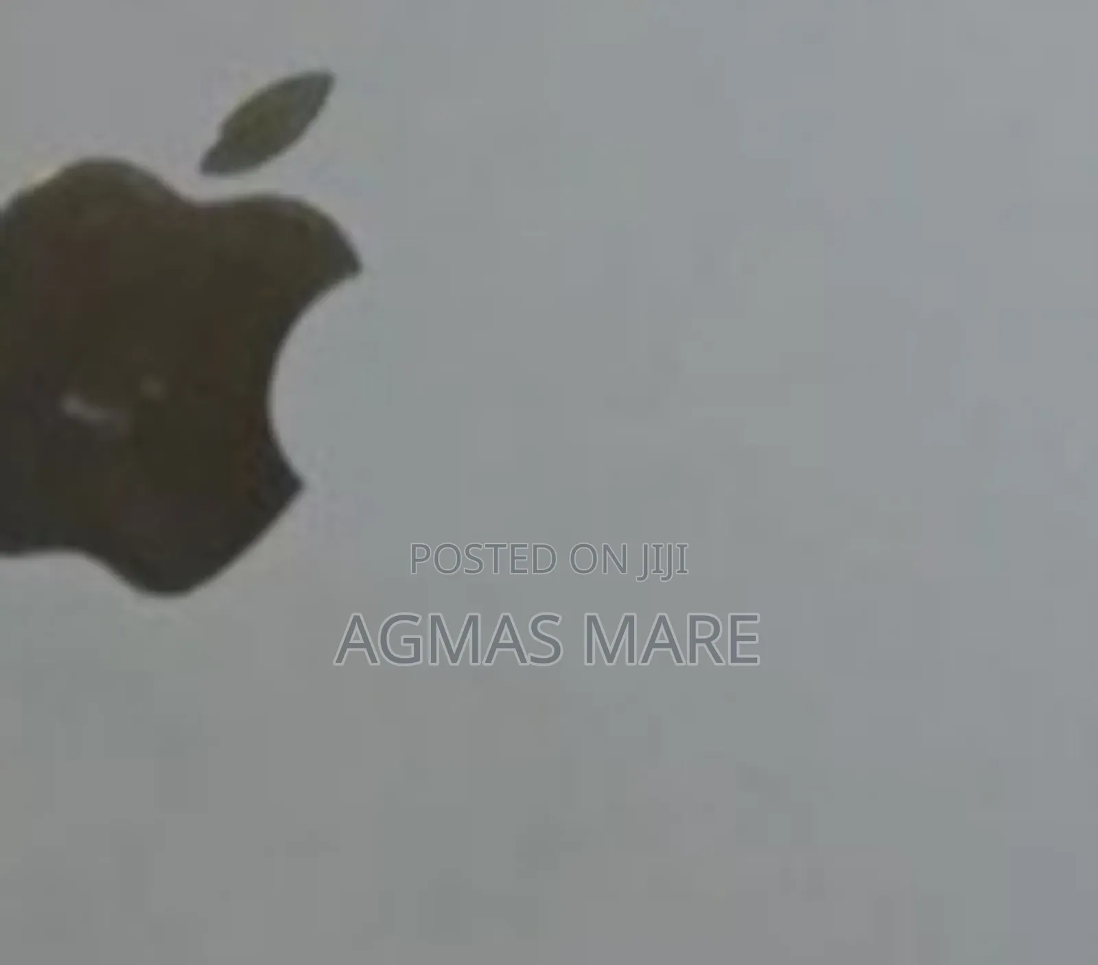 New Laptop Apple MacBook Pro 2022 M2 8GB Apple M2 SSD 256GB