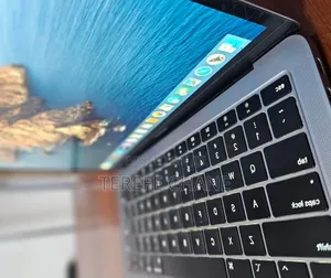 New Laptop Apple MacBook Pro 2019 8GB Intel Core I5 SSD 128GB