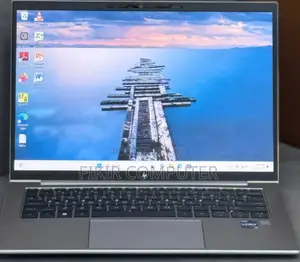 New Laptop HP ZBook Firefly 14 G7 32GB Intel Core I7 SSD 512GB