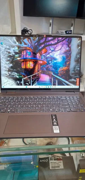 Photo - New Laptop Lenovo Yoga 7i 16GB Intel Core Ultra 7 SSD 1T