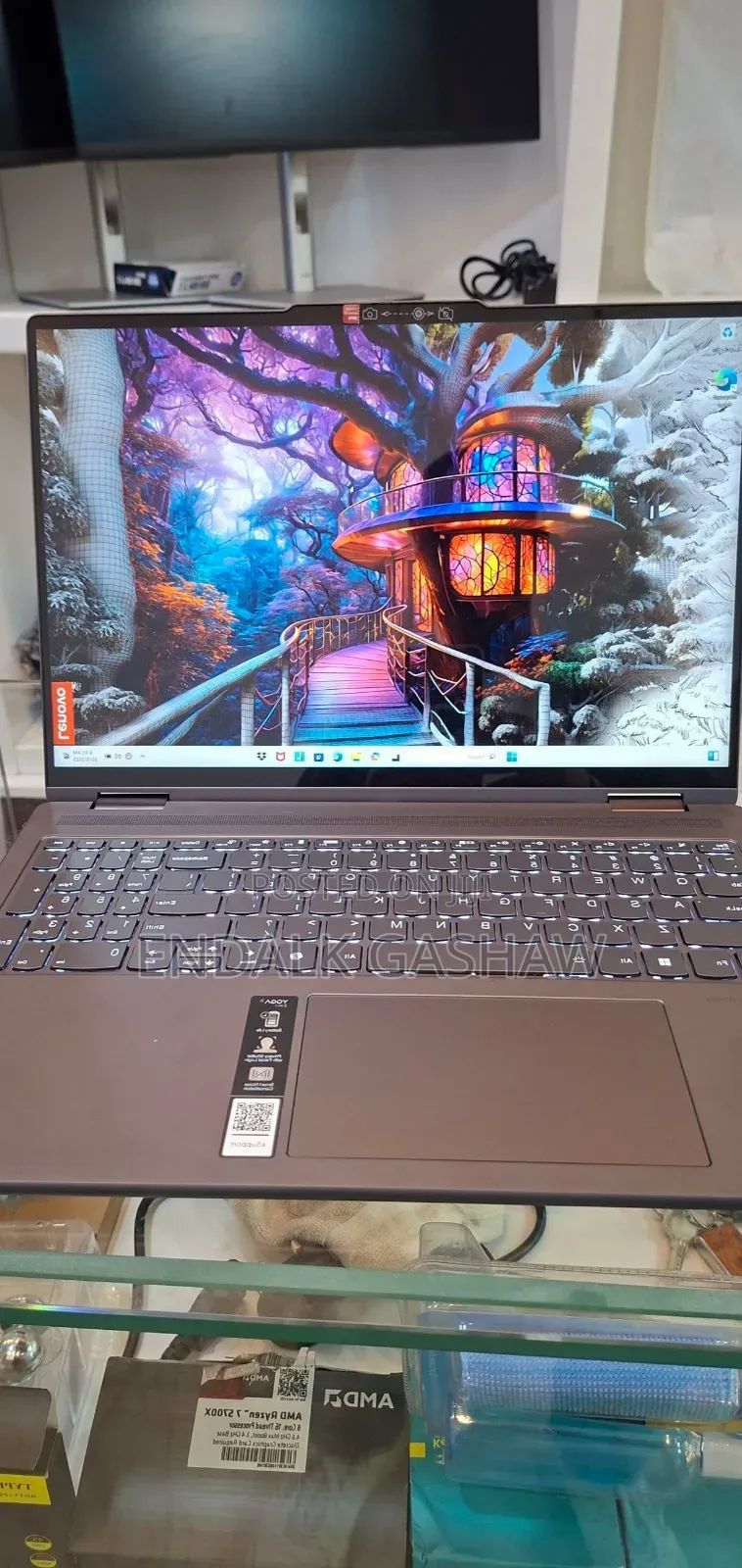 New Laptop Lenovo Yoga 7i 16GB Intel Core Ultra 7 SSD 512GB