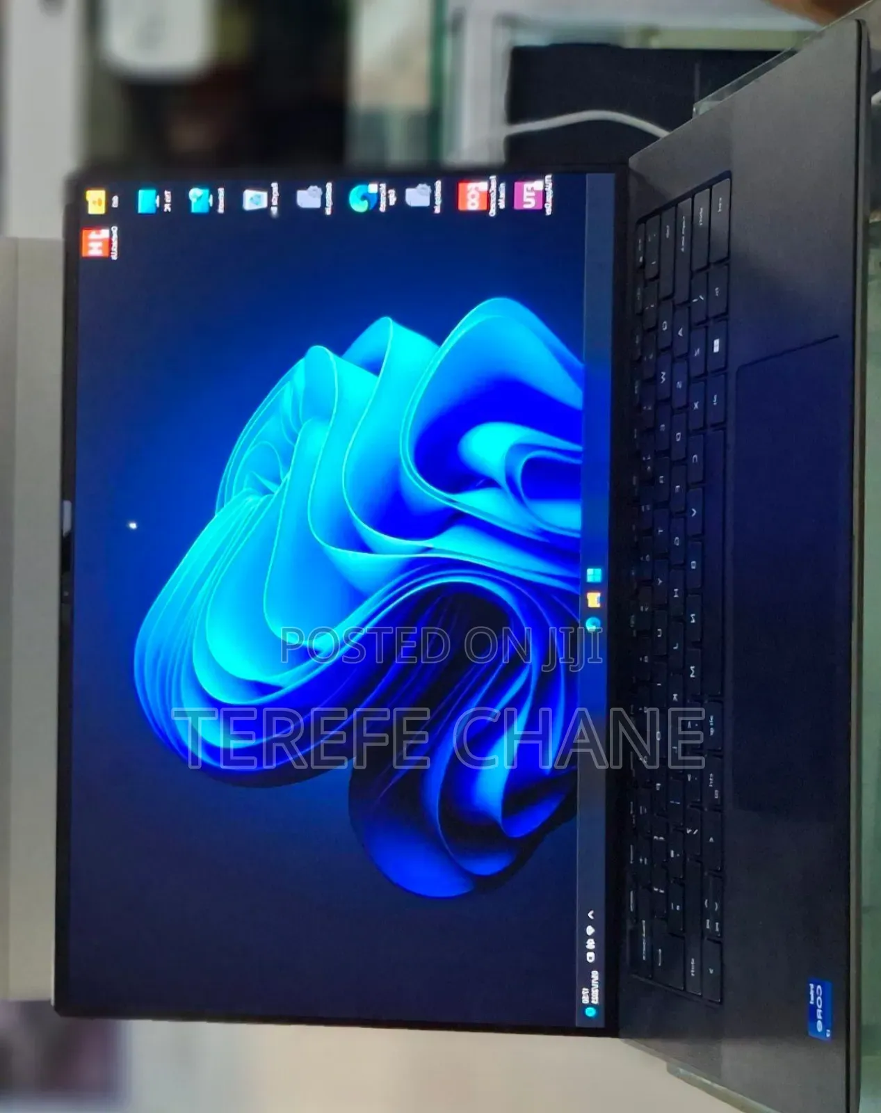 New Laptop Dell Precision 5570 16GB Intel Core I7 SSD 512GB