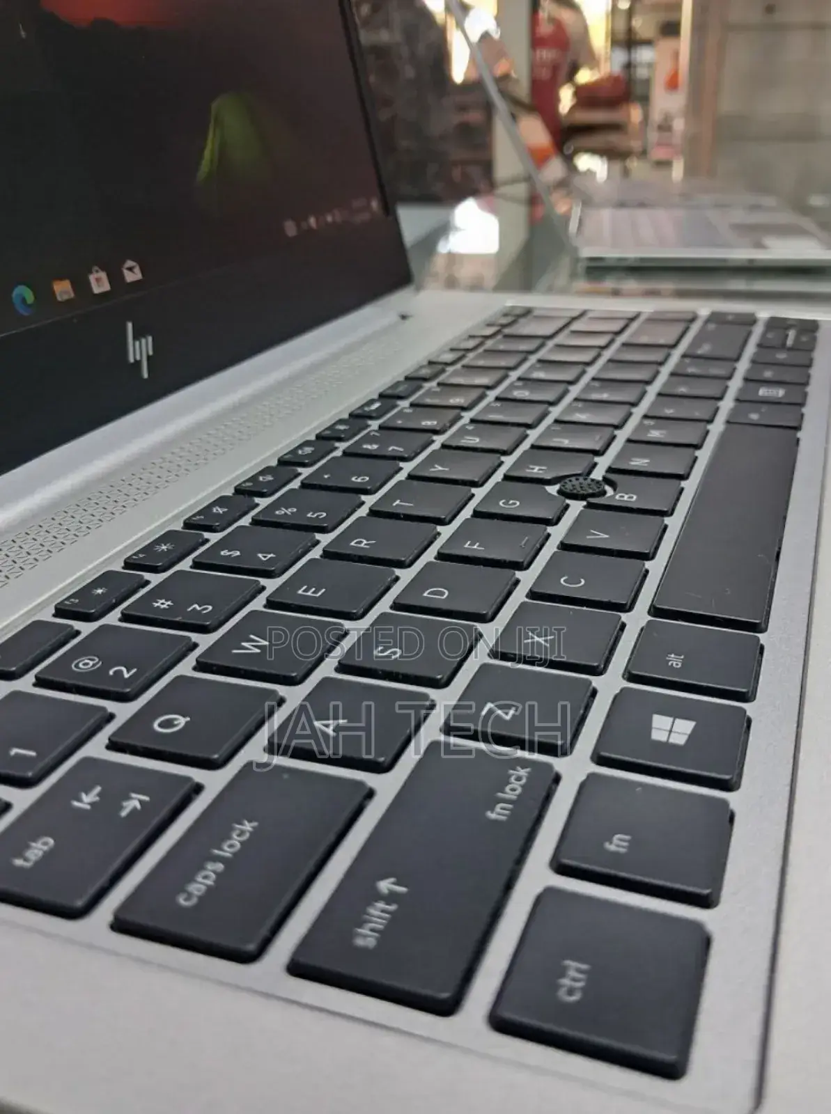 New Laptop HP EliteBook 840 G5 16GB Intel Core I7 SSD 512GB