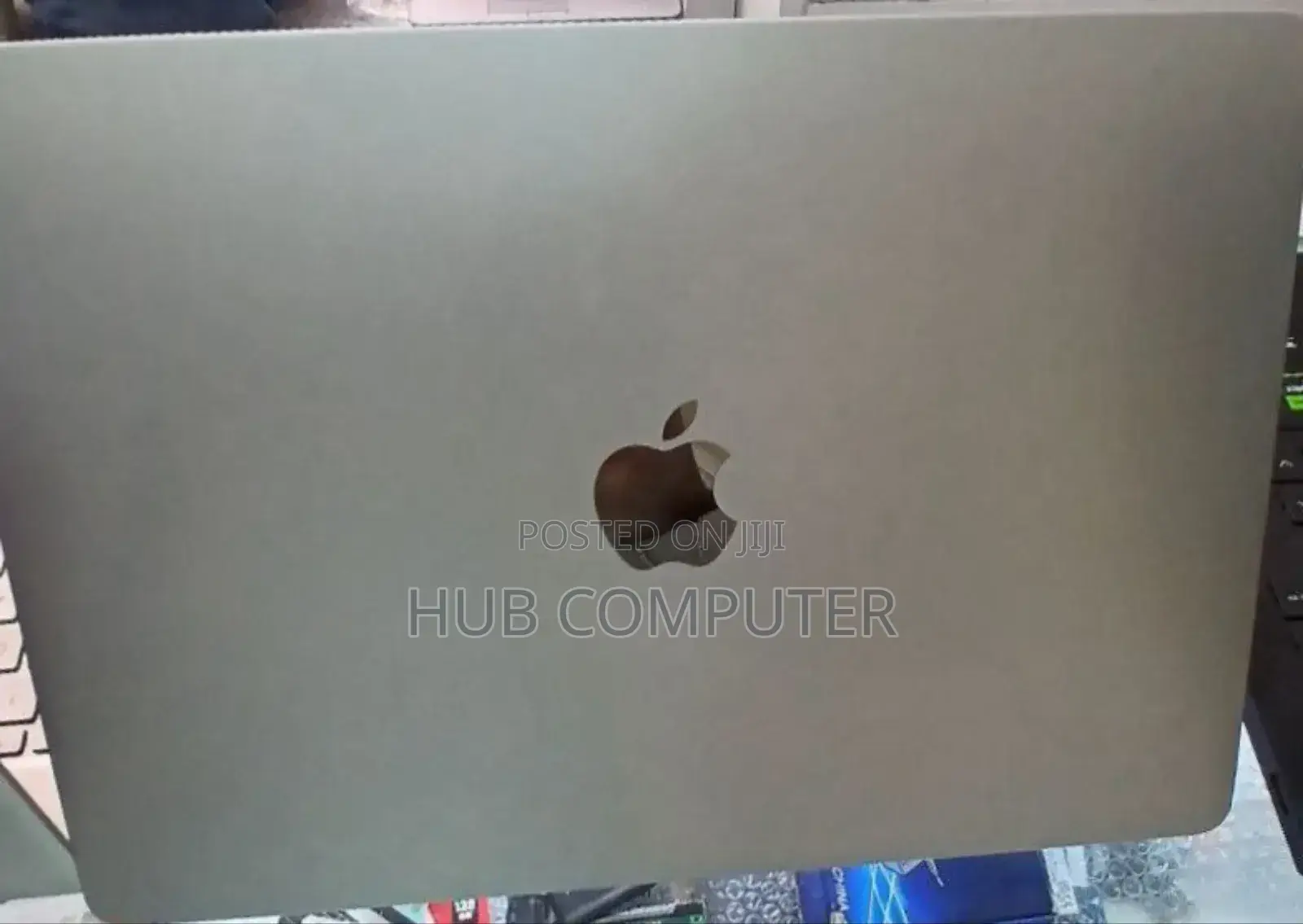 New Laptop Apple MacBook Air 2023 M2 8GB Apple M2 SSD 256GB