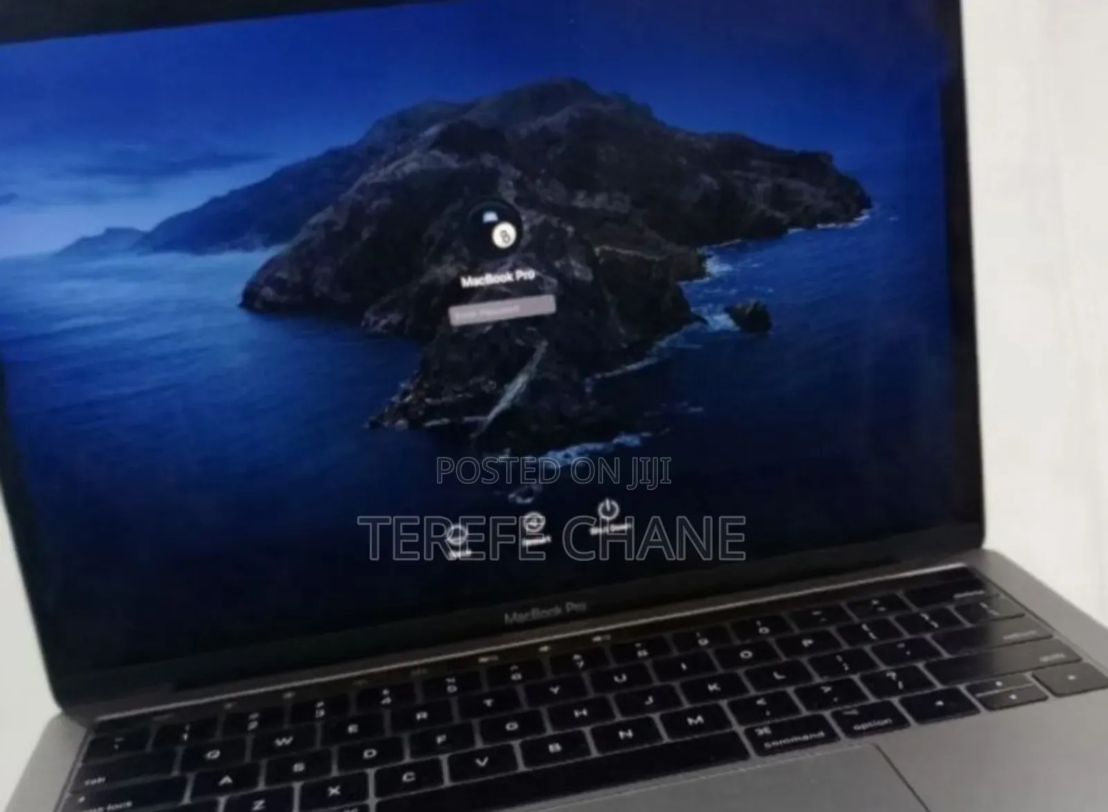 New Laptop Apple MacBook Pro 2017 16GB Intel Core I7 SSD 512GB