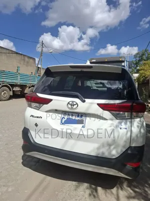 Toyota Rush 2023 White