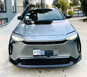 Toyota bZ4X 2022 Silver