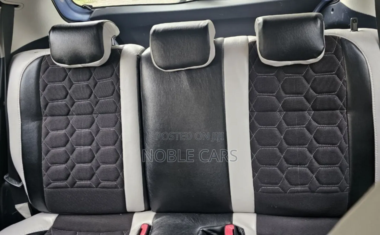 Toyota Yaris LE Hatchback 5dr 2012 Blue