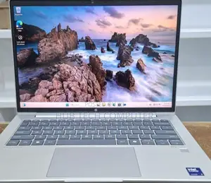 Photo - New Laptop HP 8GB Intel Core Ultra 5 SSD 512GB