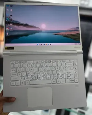 New Laptop Acer Conceptd 7 16GB Intel Core I7 SSD 512GB