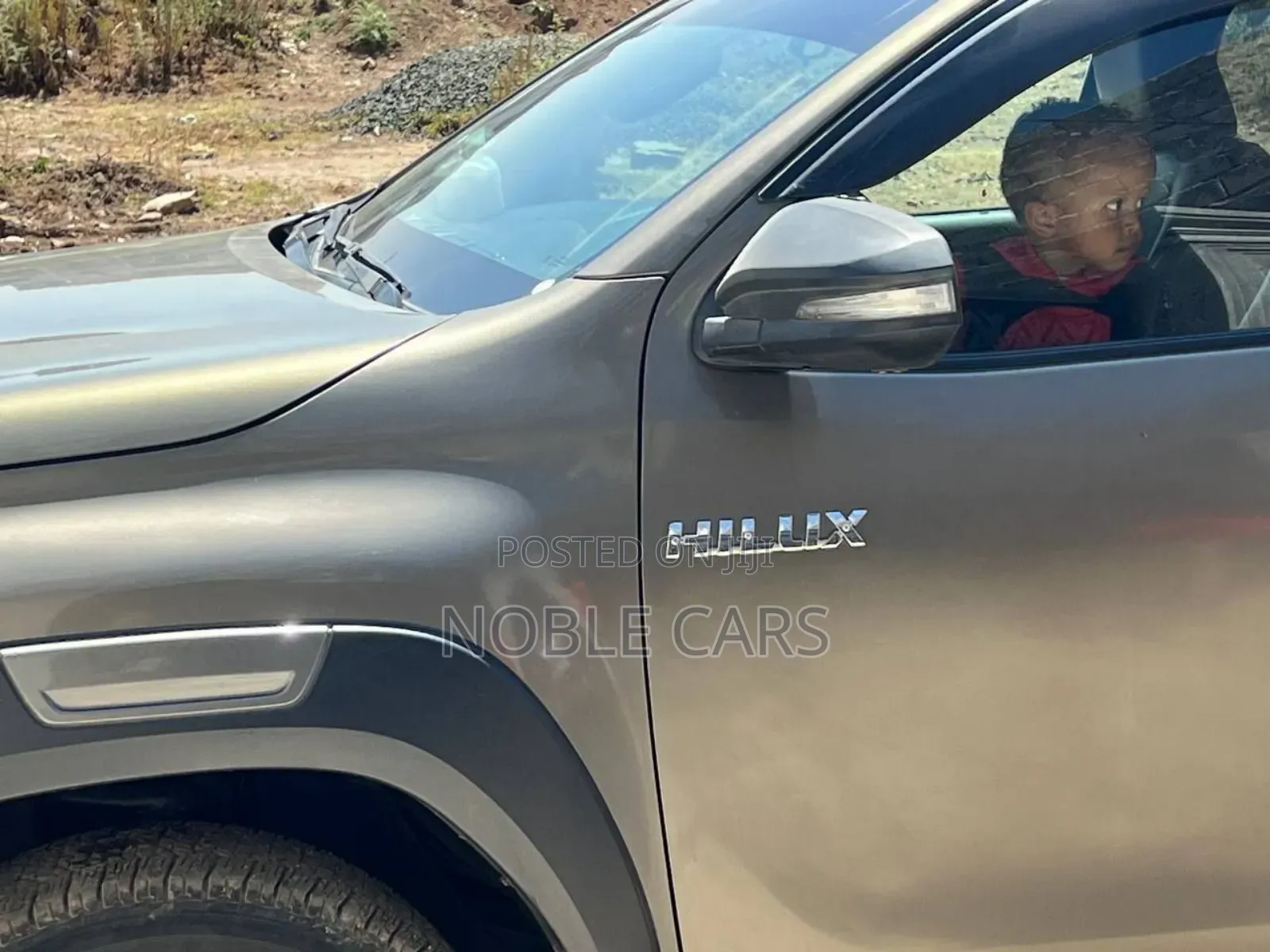 Toyota Hilux 2021 Gold