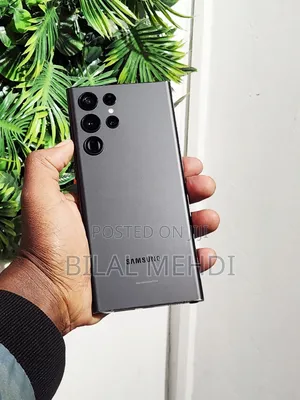 Photo - Samsung Galaxy S22 Ultra 256 GB Black