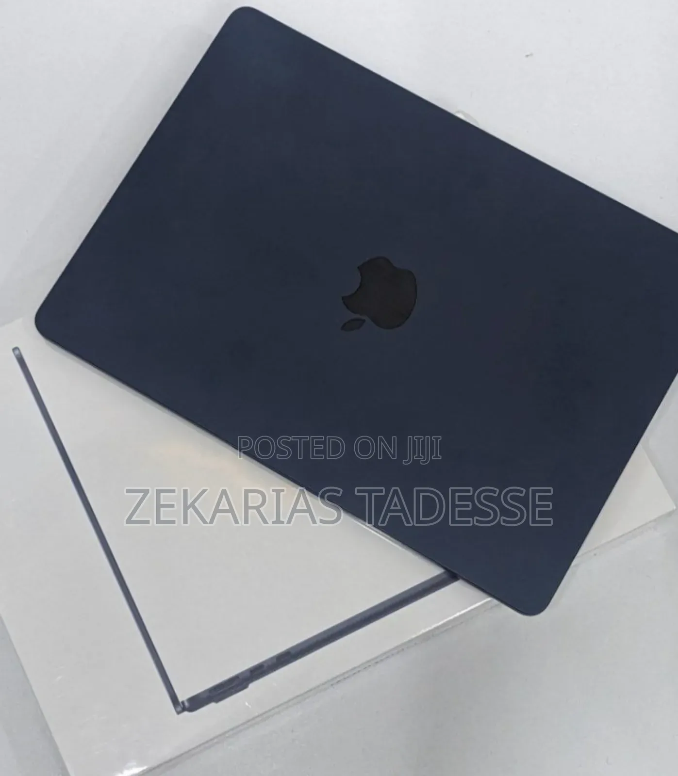 New Laptop Apple MacBook Air 2023 M2 8GB Apple M2 SSD 512GB