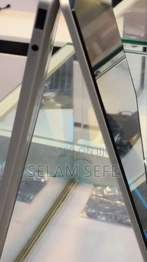 New Laptop HP OmniBook Ultra Flip 14" 8GB Intel Core Ultra 7 SSD 1T