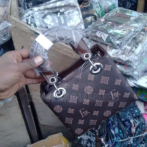 Photo - Womens Hand Bag