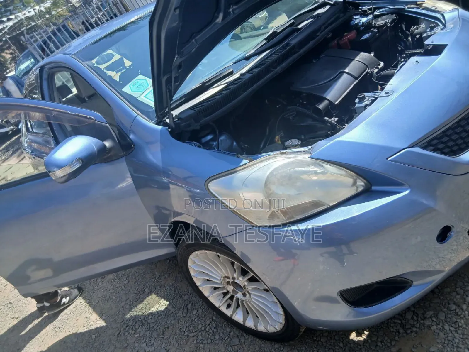 Toyota Belta 2010 Blue