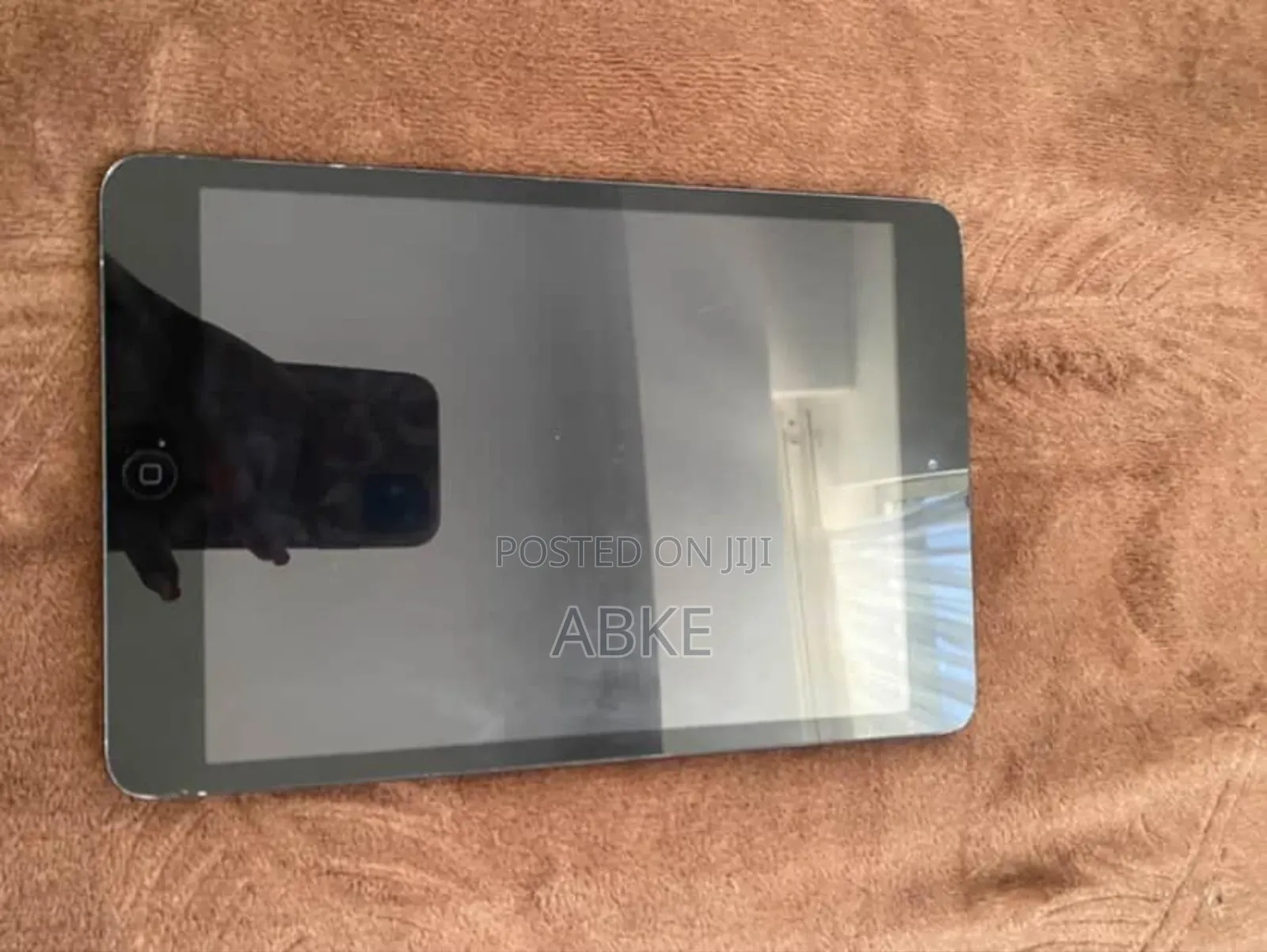 Apple iPad 4 Wi-Fi 16 GB Black