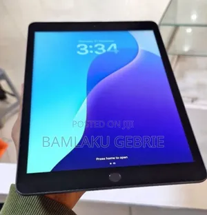 New Apple iPad 10.2 (2019) 32 GB