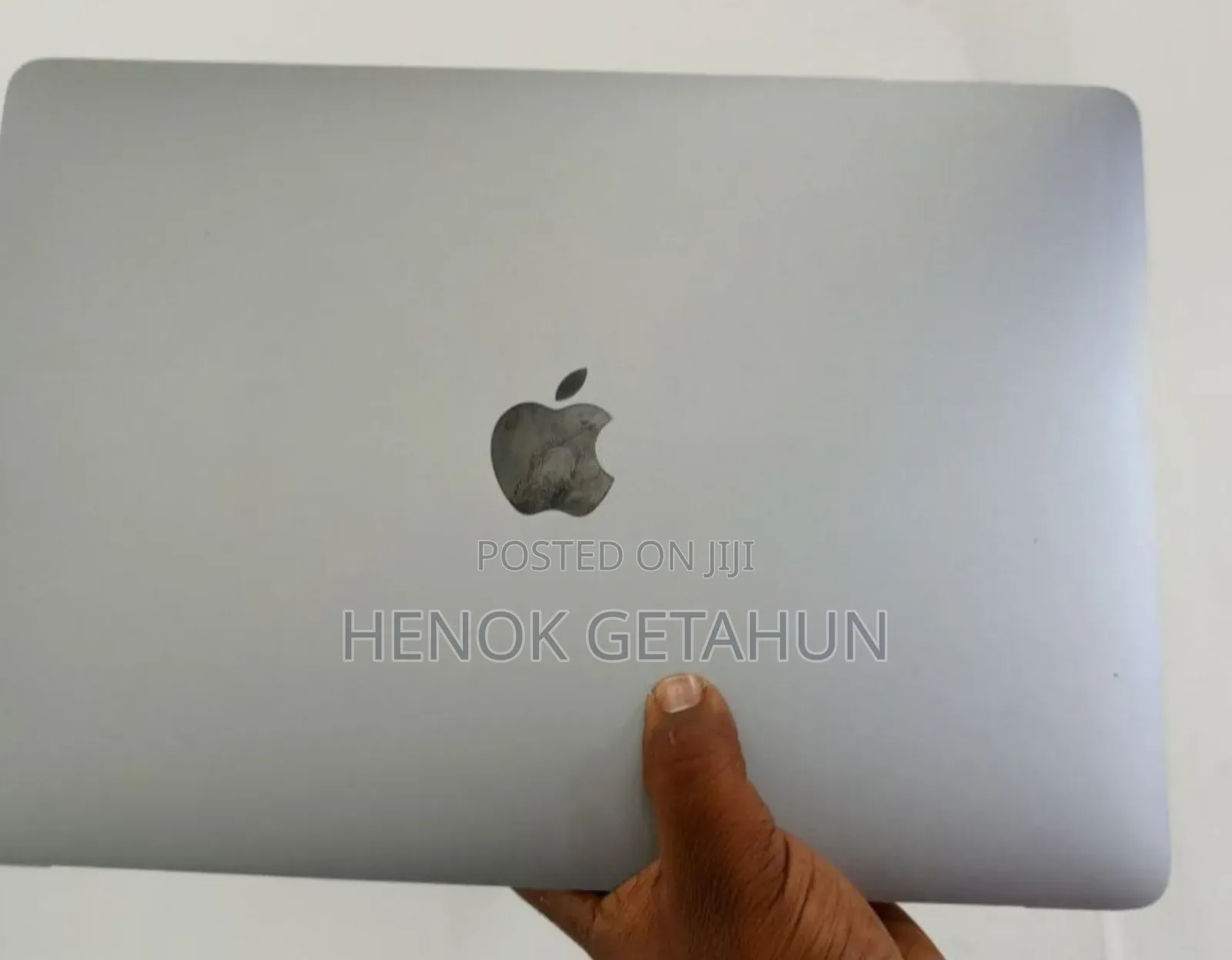 New Laptop Apple MacBook Pro 2017 8GB Intel Core I5 SSD 128GB