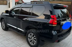Toyota Land Cruiser Prado 2018 Black