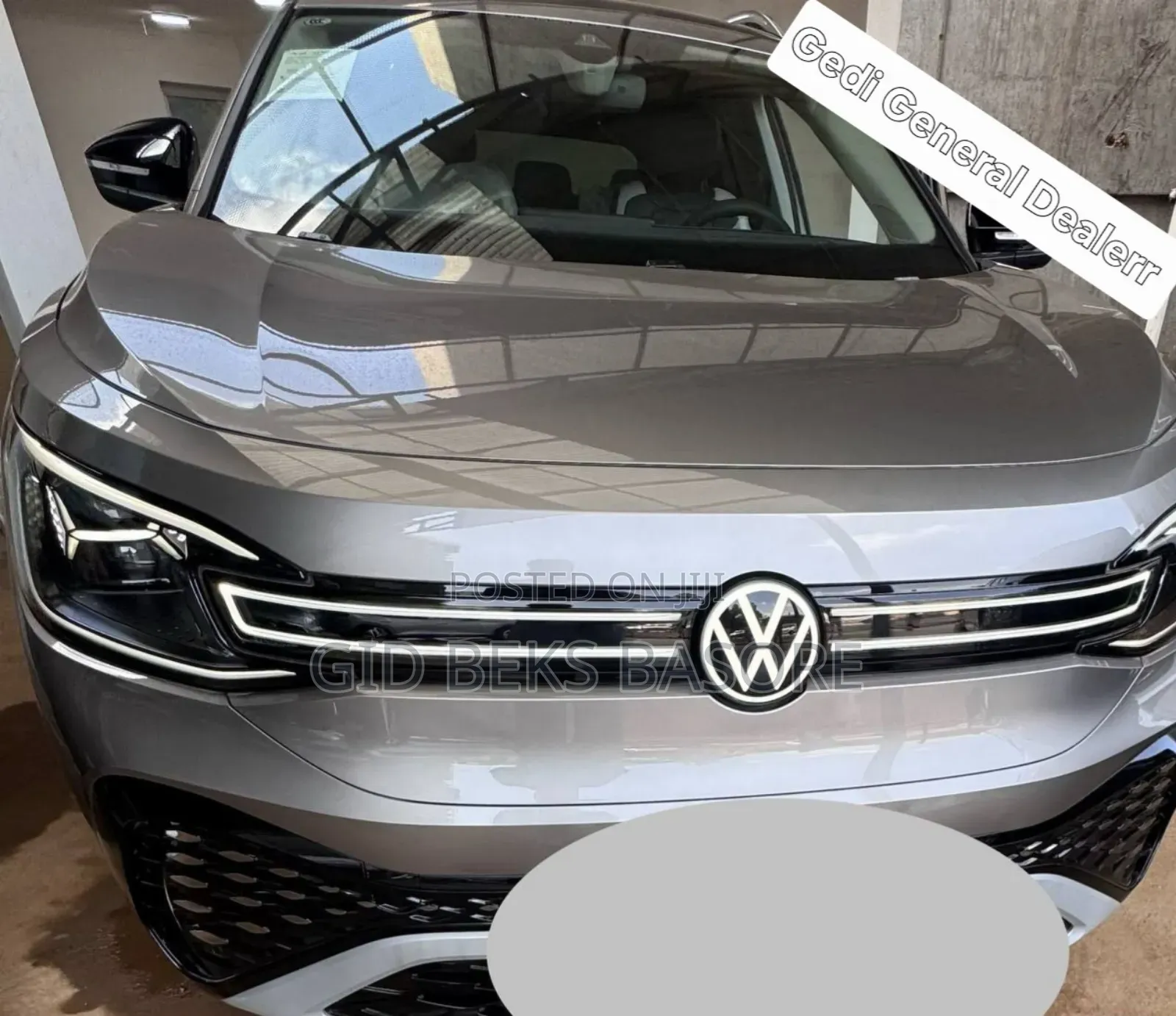 Volkswagen ID.6 2024 Gold