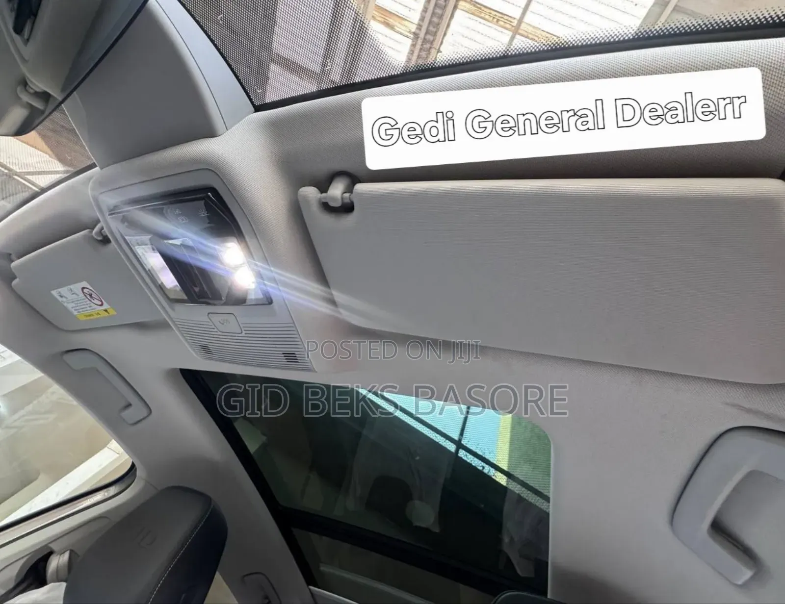 Volkswagen ID.6 2024 Gold