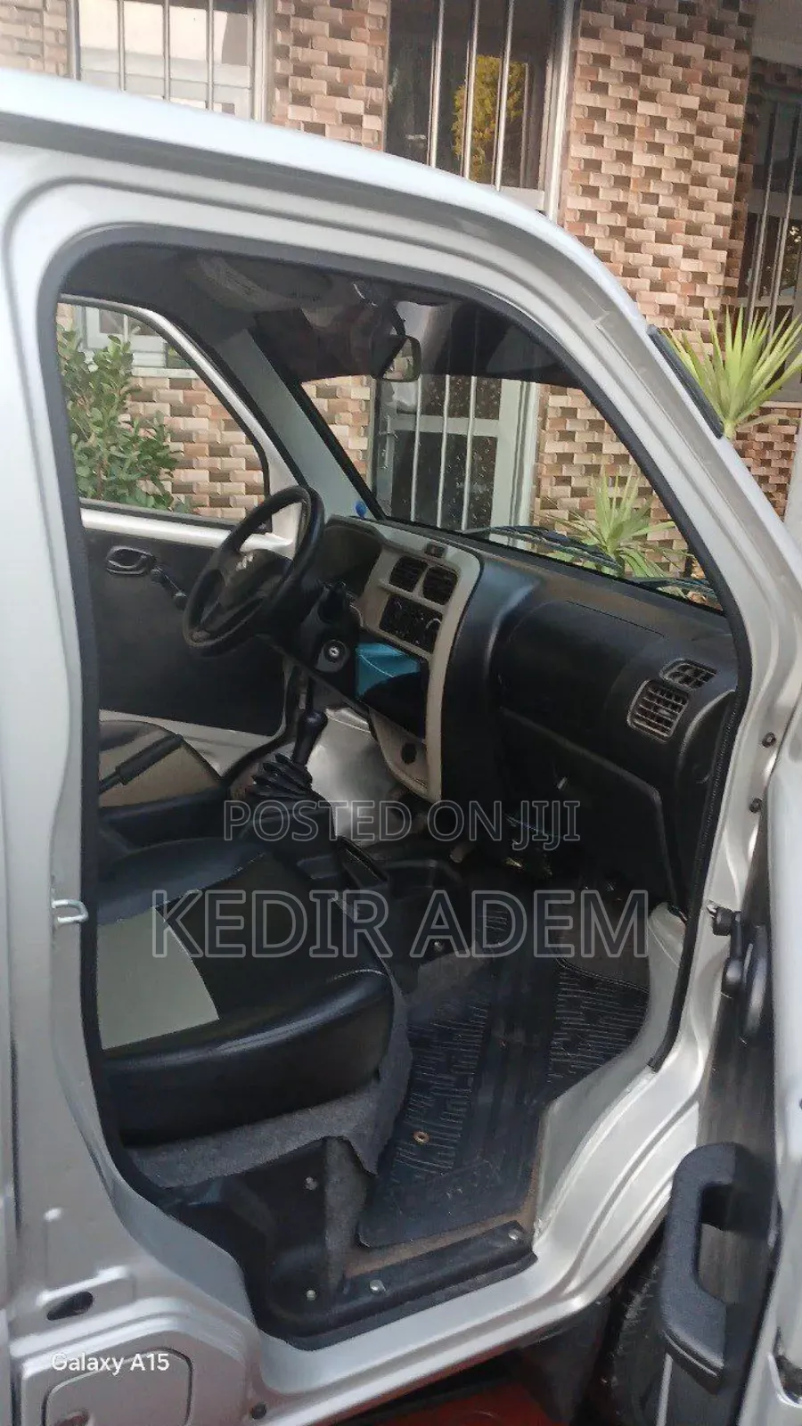 Suzuki Eeco 2024 Silver