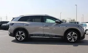 Photo - New Volkswagen ID.6 2024 Gold