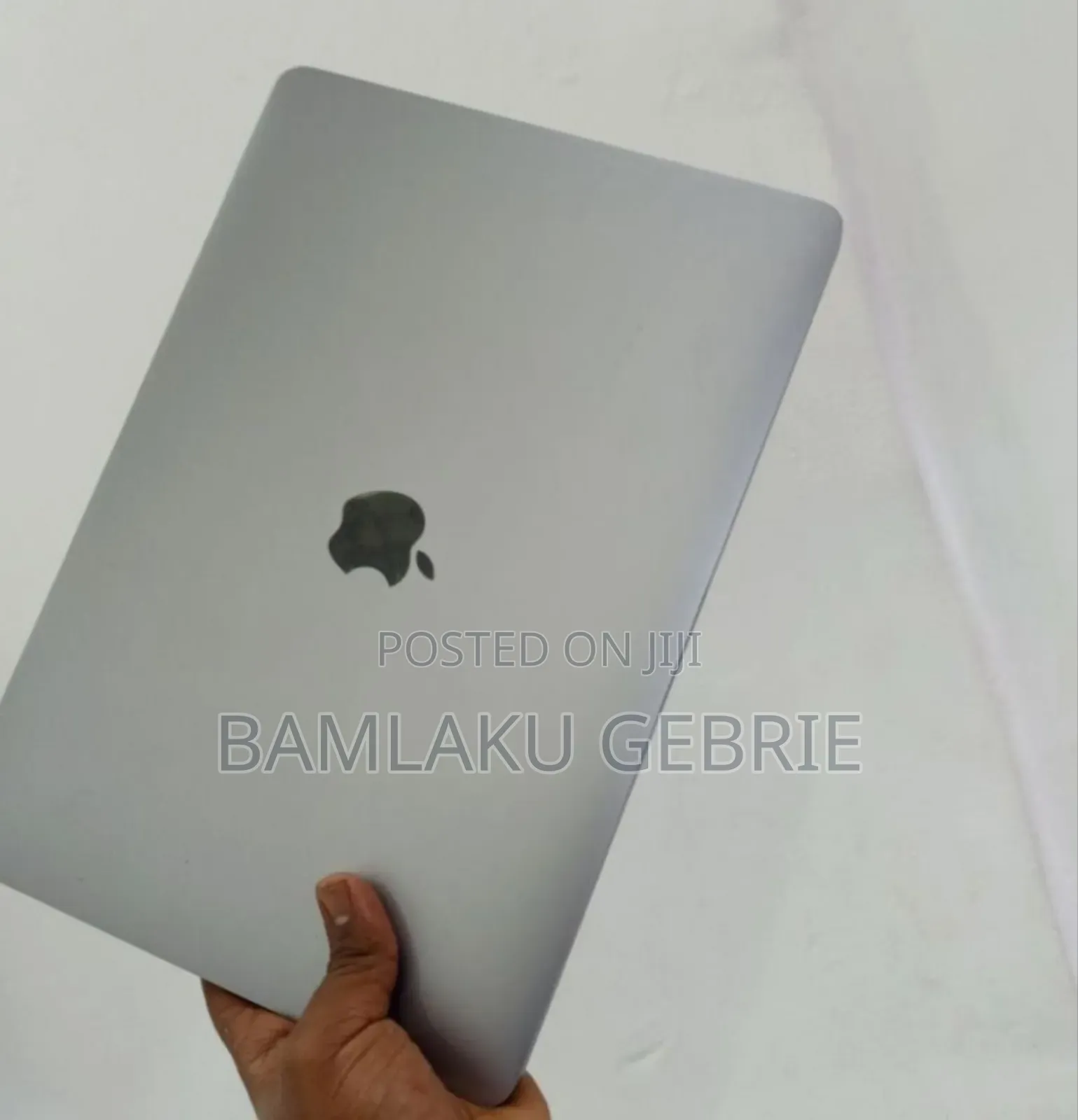 New Laptop Apple MacBook Pro 2017 8GB Intel Core I5 SSD 128GB