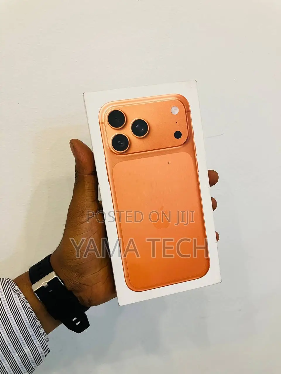 New Apple iPhone 17 Pro Max 256 GB Orange