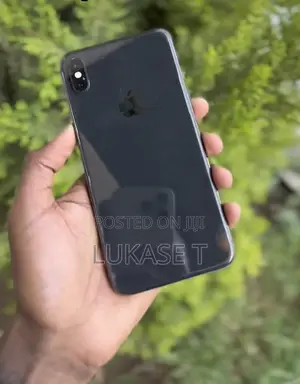 Apple iPhone X 64 GB Black