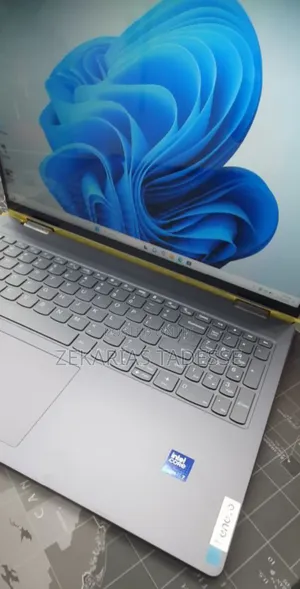 Photo - New Laptop Lenovo Yoga 7 15ITL5 16GB Intel Core Ultra 7 SSD 1T