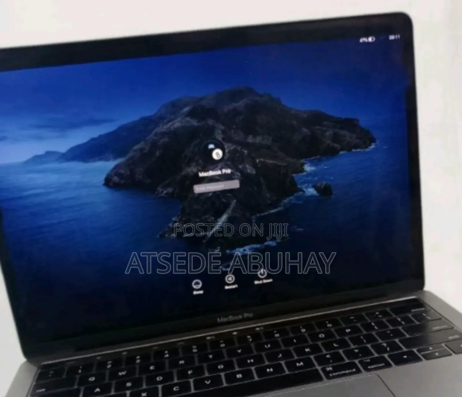 New Laptop Apple MacBook Pro 2017 8GB Intel Core i5 SSD 128GB