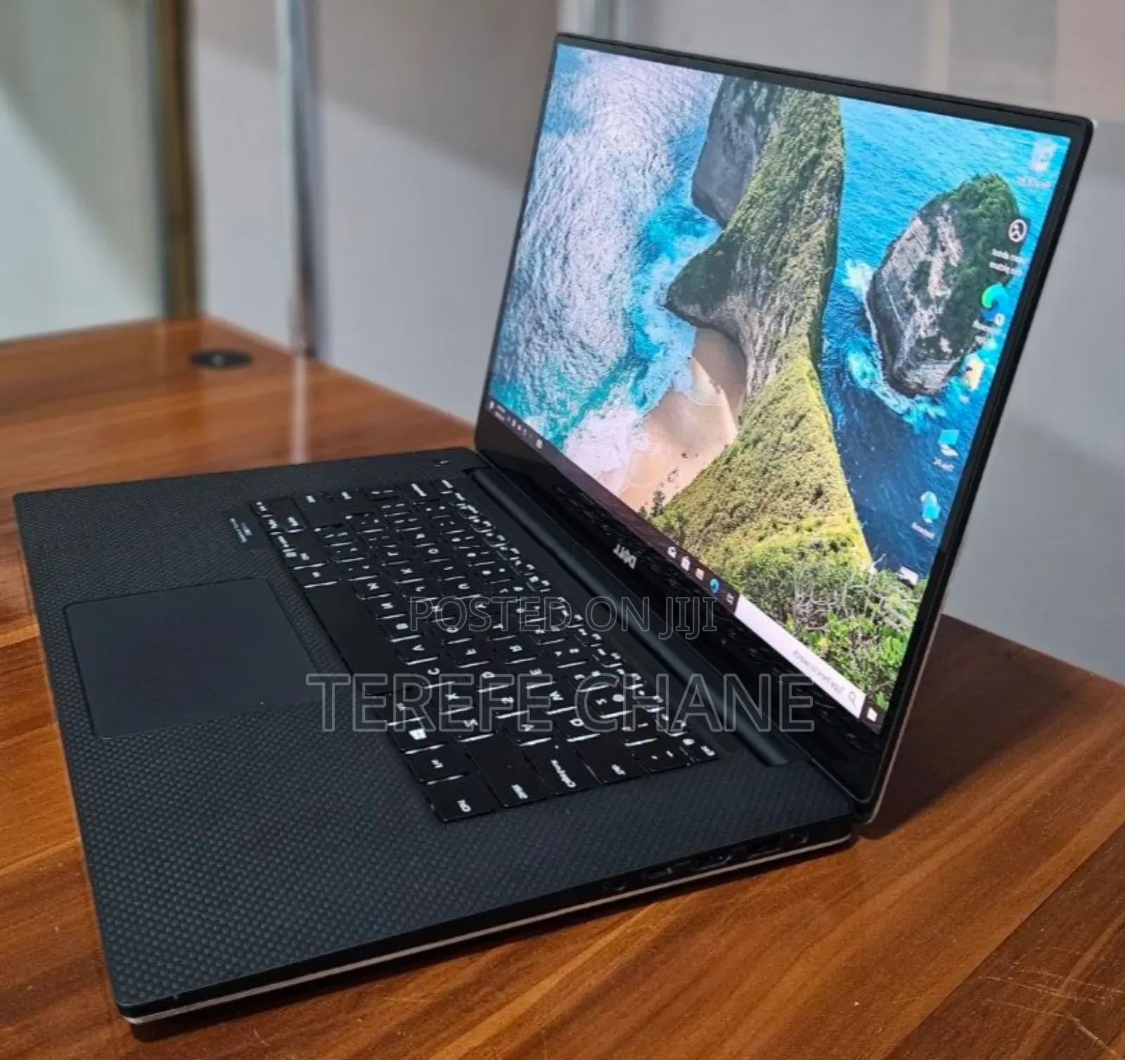 New Laptop Dell XPS 15 16GB Intel Core I7 SSD 512GB