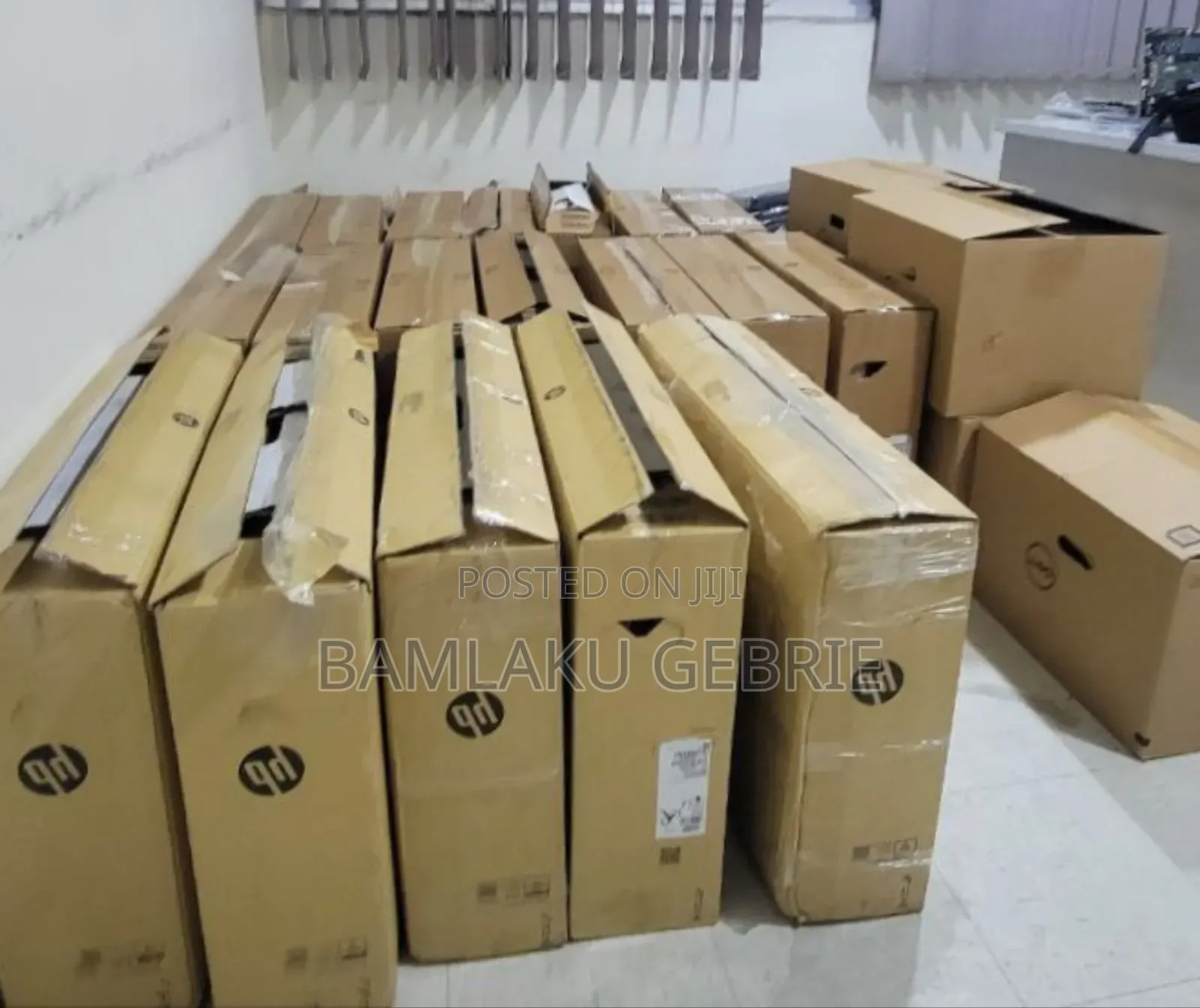 New Desktop Computer HP 200 G4 All-in-One 8GB Intel Core I5 SSD 512GB