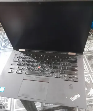 Laptop Lenovo ThinkPad Yoga 8GB Intel Core 5 HDD+SSD 500GB