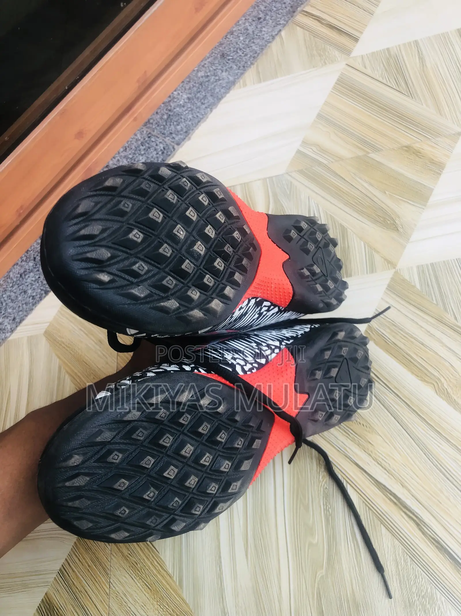 Football/Futsal Shoe