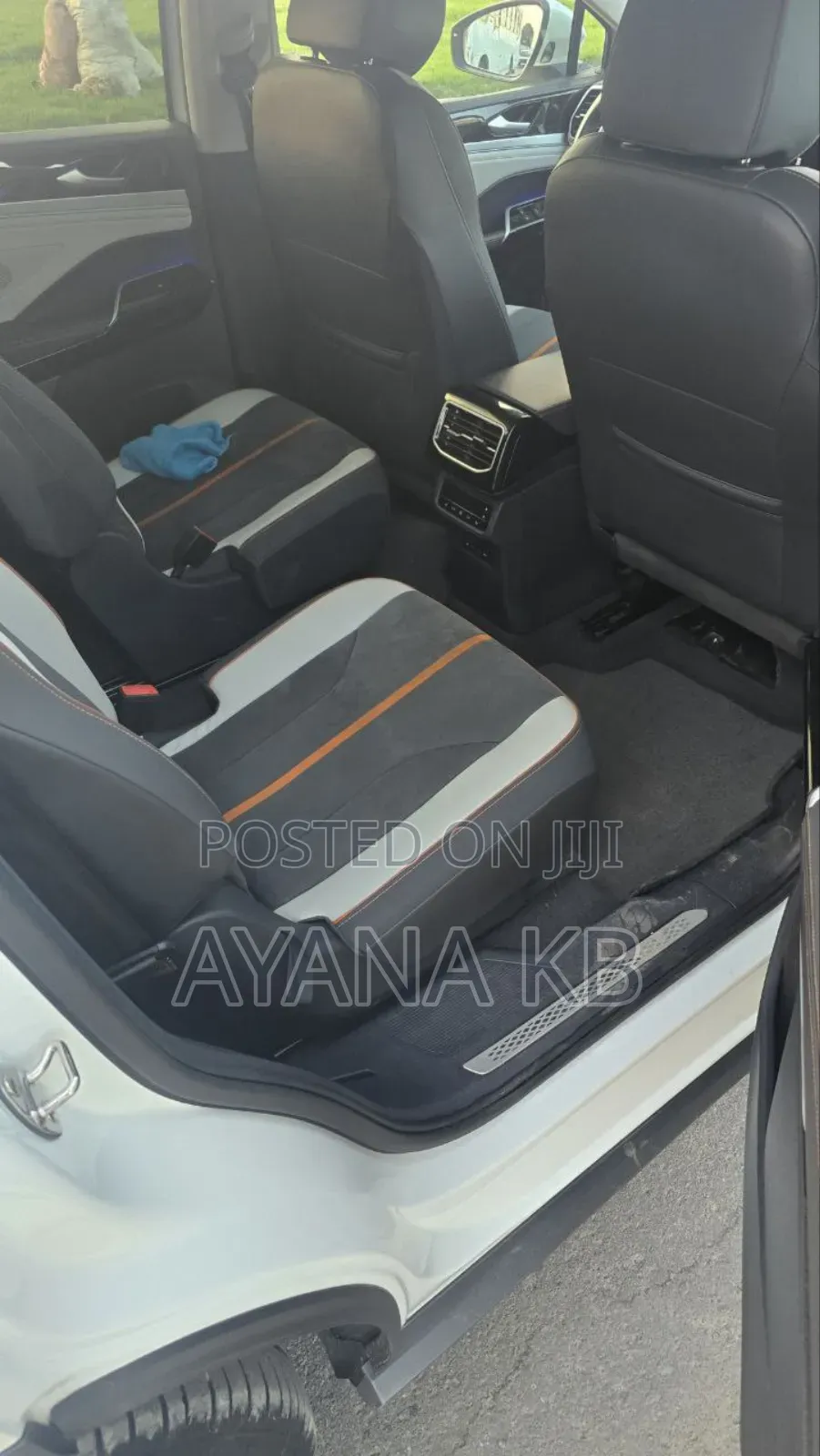 Volkswagen ID.6 2023 White