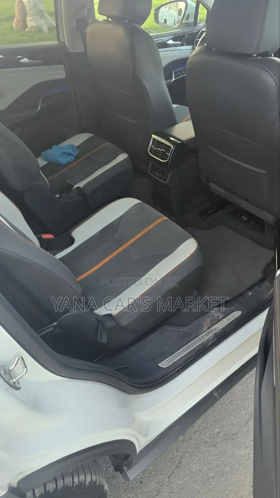 Volkswagen ID.6 2023 White