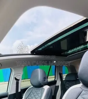 Volkswagen ID.6 2023 White