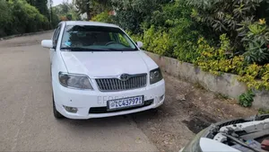 Photo - Toyota Corolla 2006 White