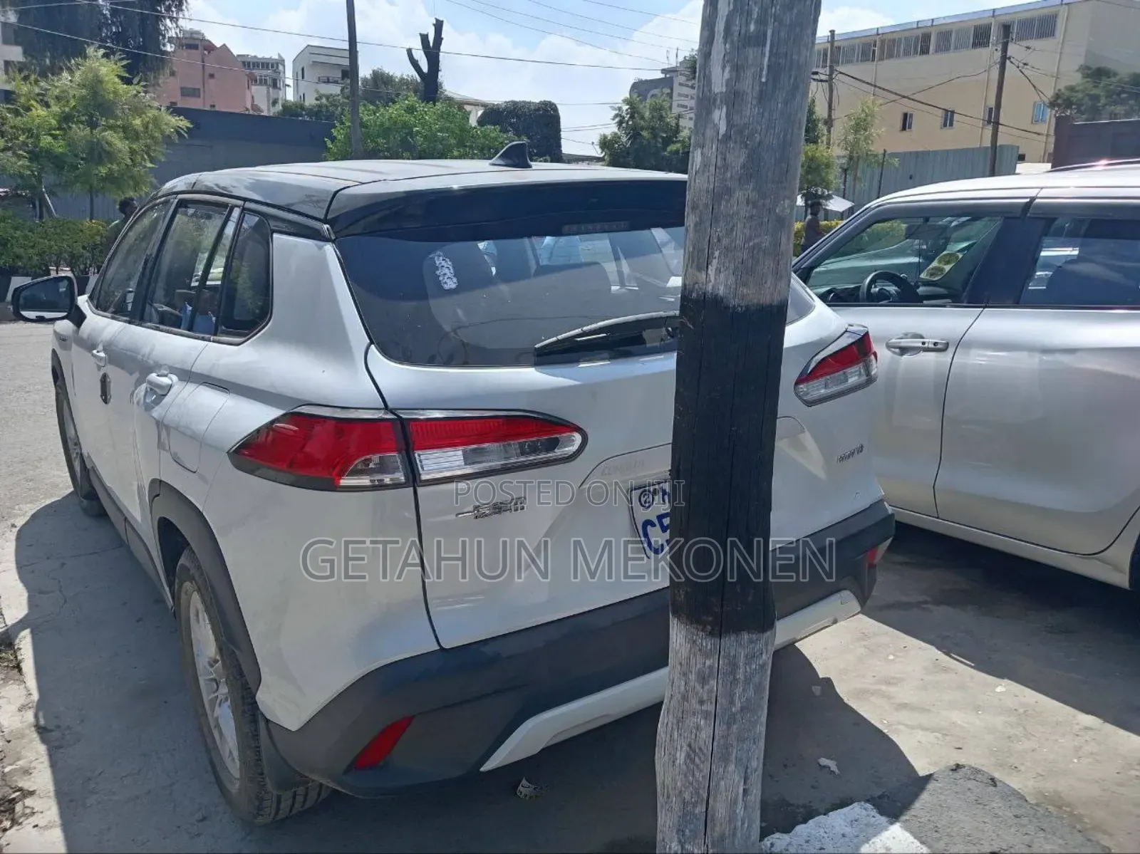 Toyota Corolla Cross Hybrid 2023 White