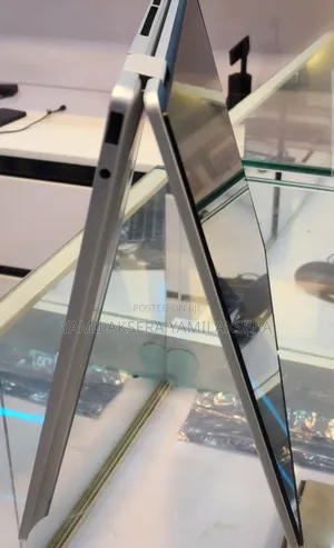 New Laptop HP OmniBook 7 14" 16GB Intel Core 7 SSD 1T