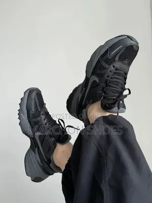 Nike V2k Run – Black and Grey